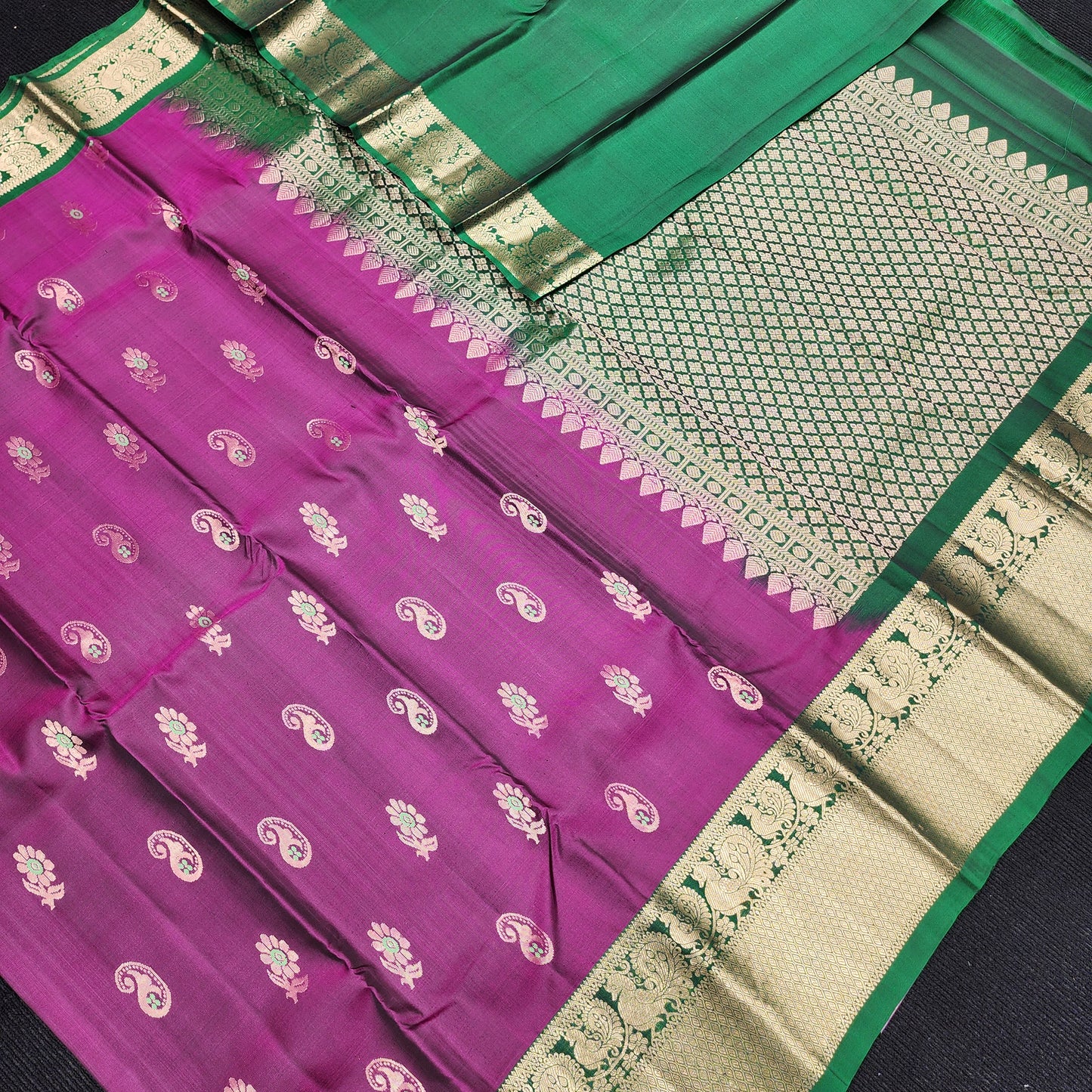 Kanchi Pattu Handloom Butta sarees ✨️