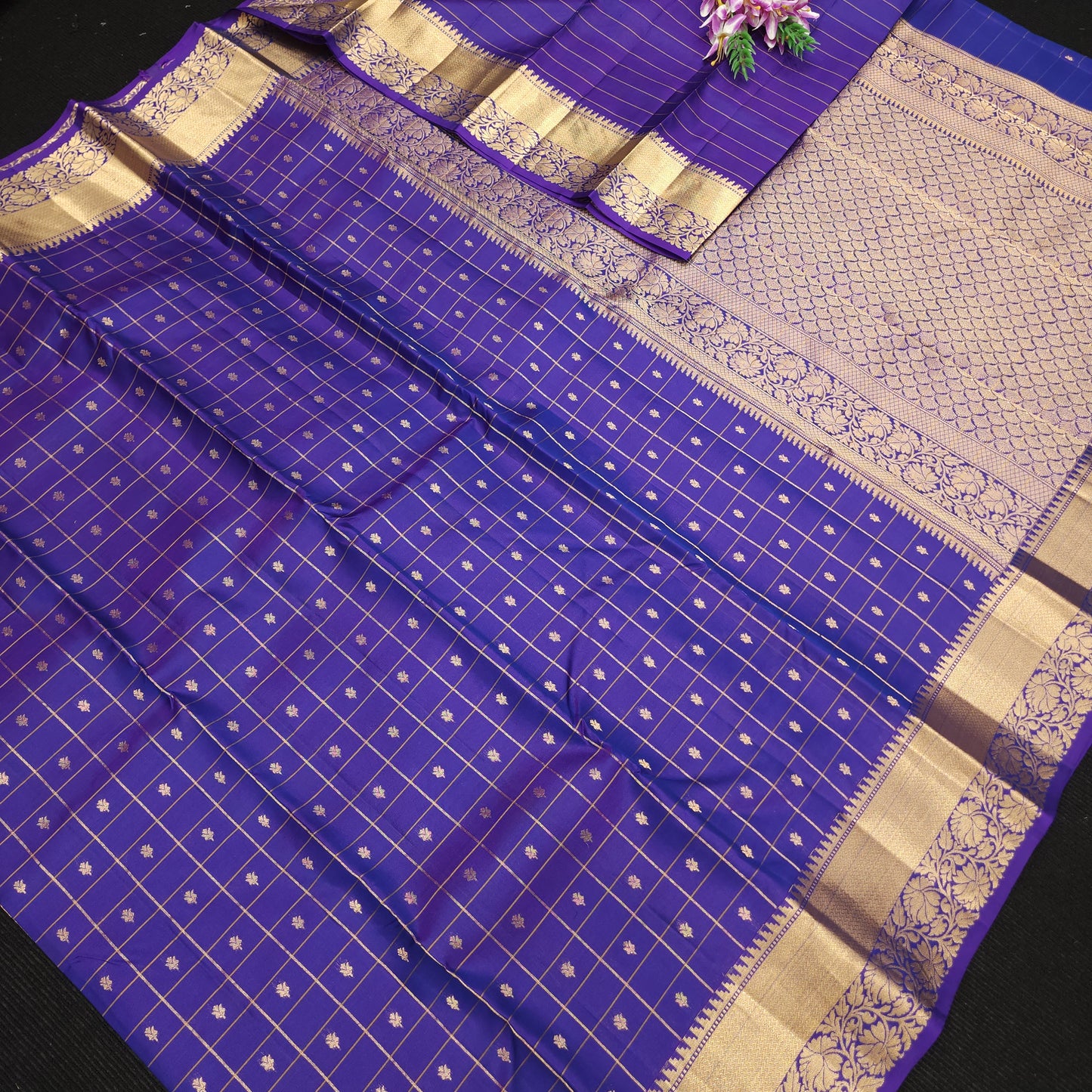 Vintage Handloom Light Weight Kanchi Butta Sarees