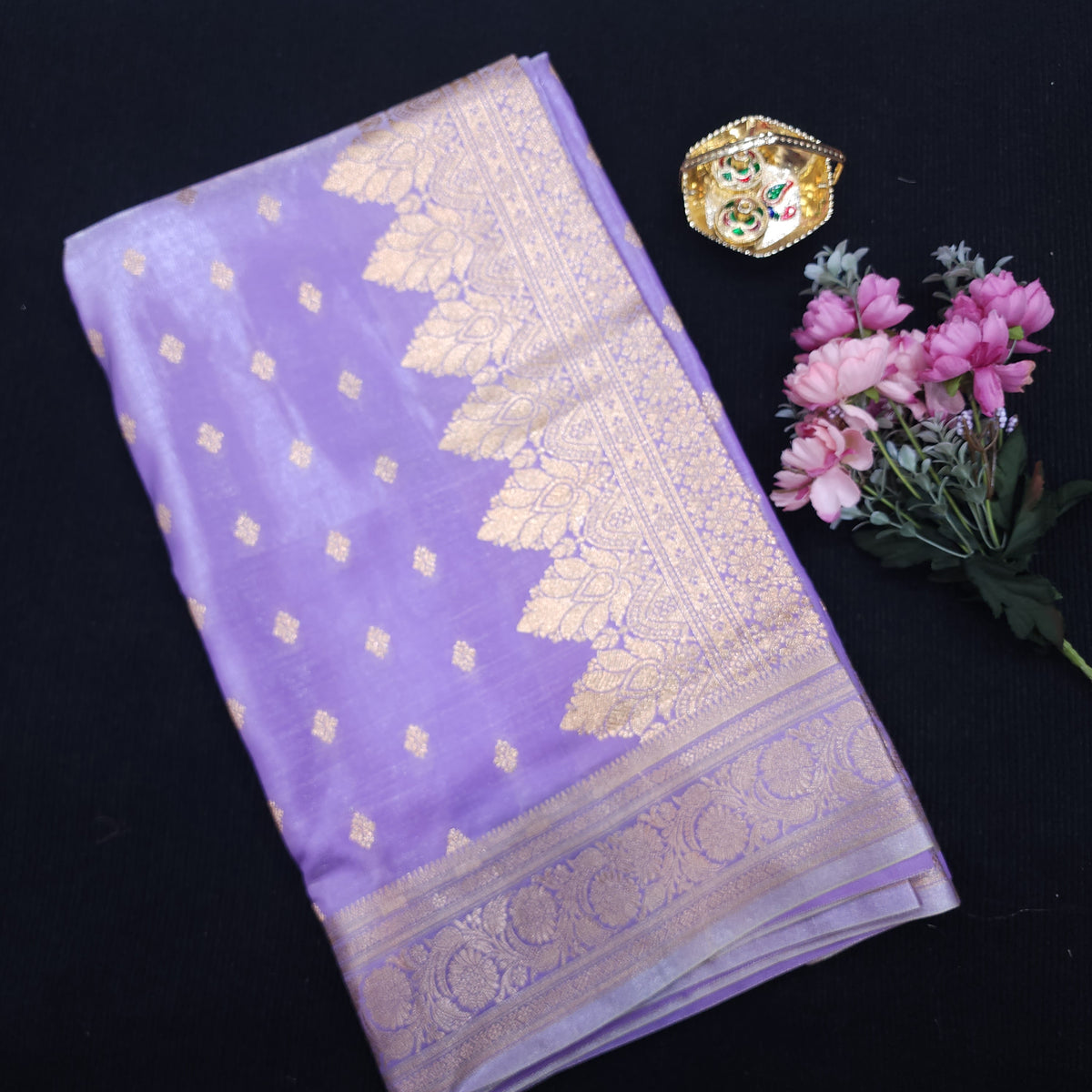 Trending Banaras Vintage saree