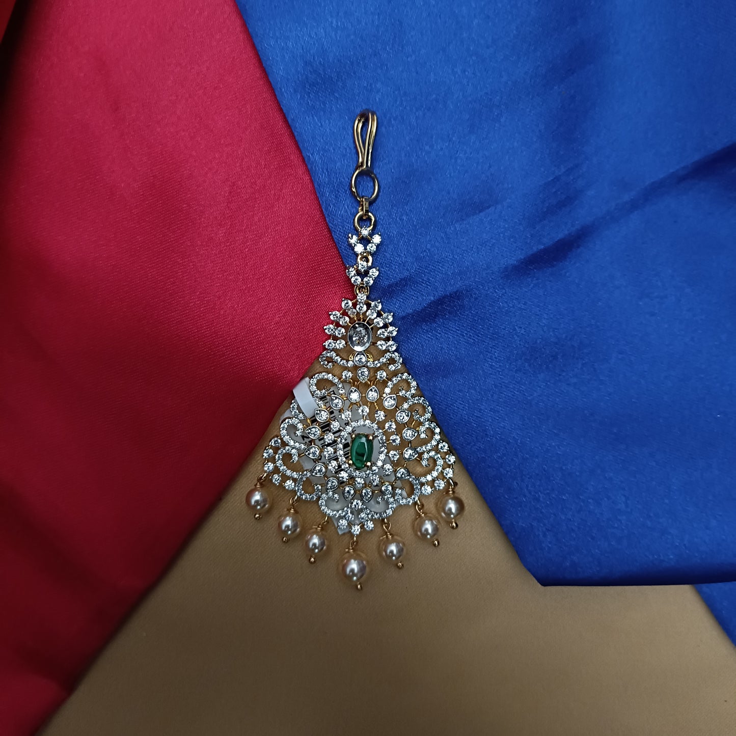 Beautiful GJ Tika In Green Stone