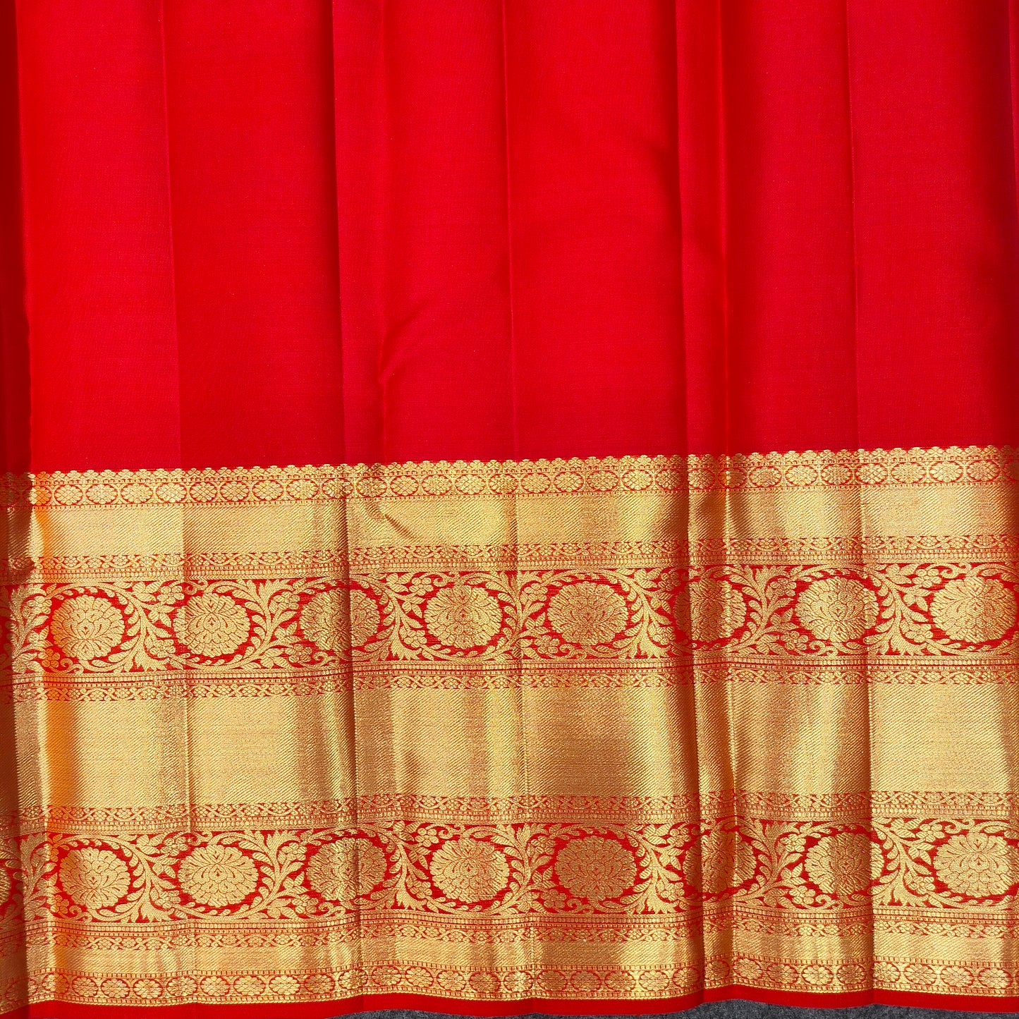 Kanchi Pattu Bridal Pure Zari Saree