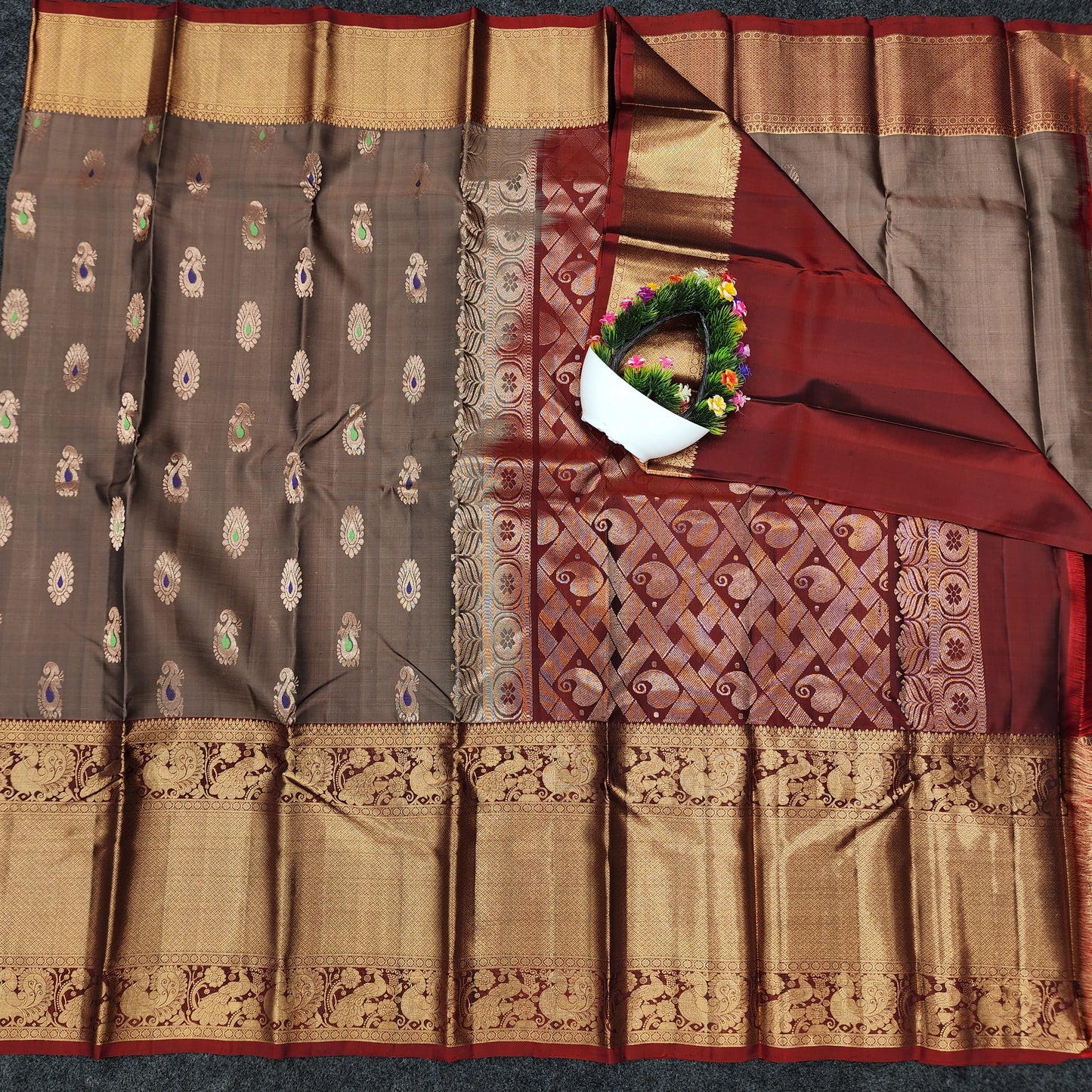 Kanchi Pattu Handloom Butta Saree