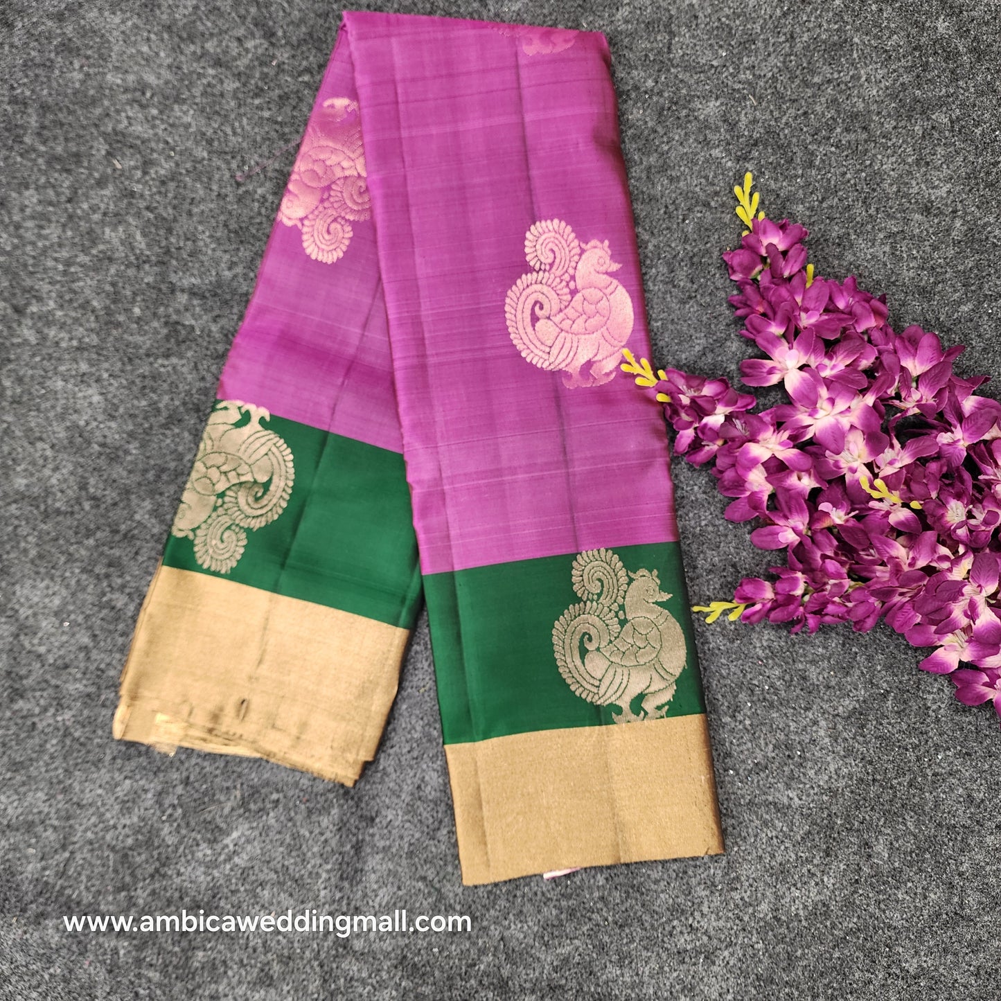 Kanchipattu lightweight Handloom Kadi Butta saree