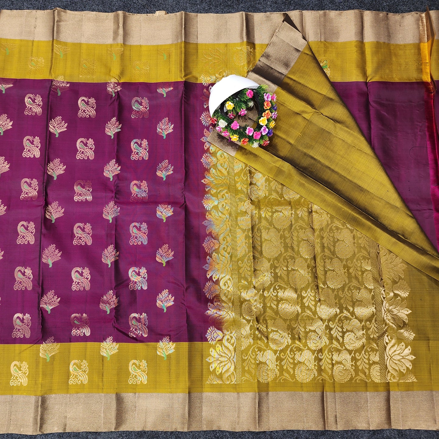 Kanchipattu lightweight Handloom Kadi Butta saree