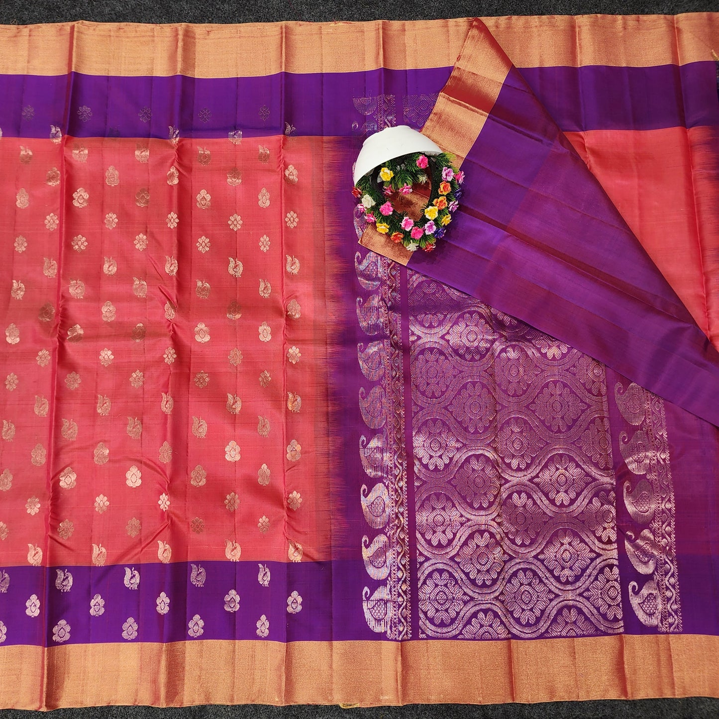 Kanchipattu lightweight Handloom Kadi Butta saree