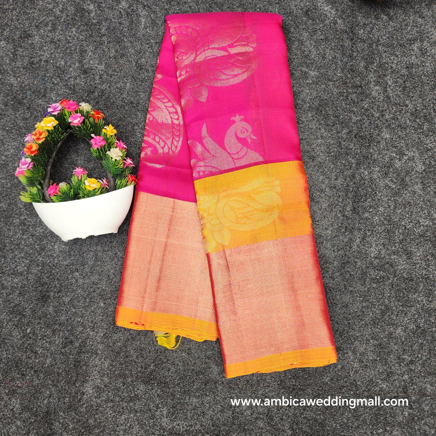 Kanchipattu lightweight Handloom Kadi Butta saree