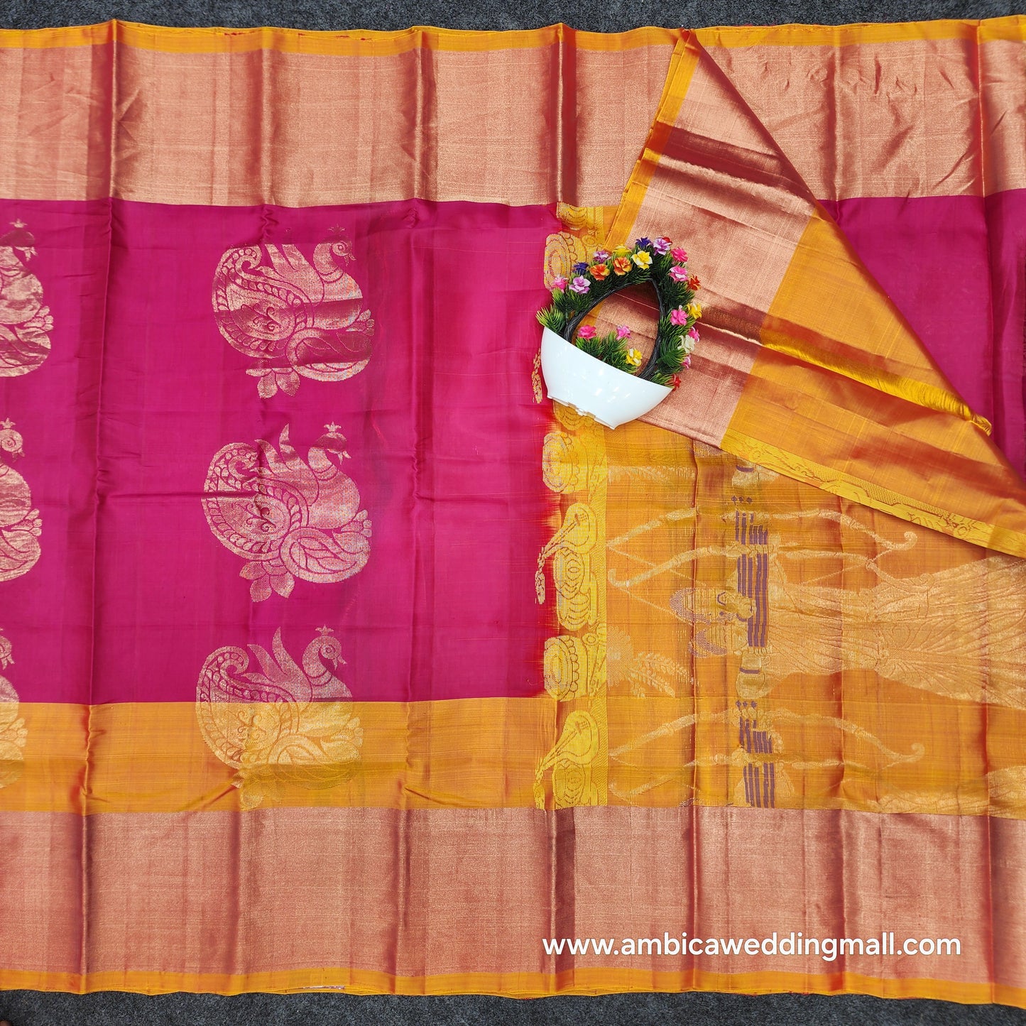 Kanchipattu lightweight Handloom Kadi Butta saree