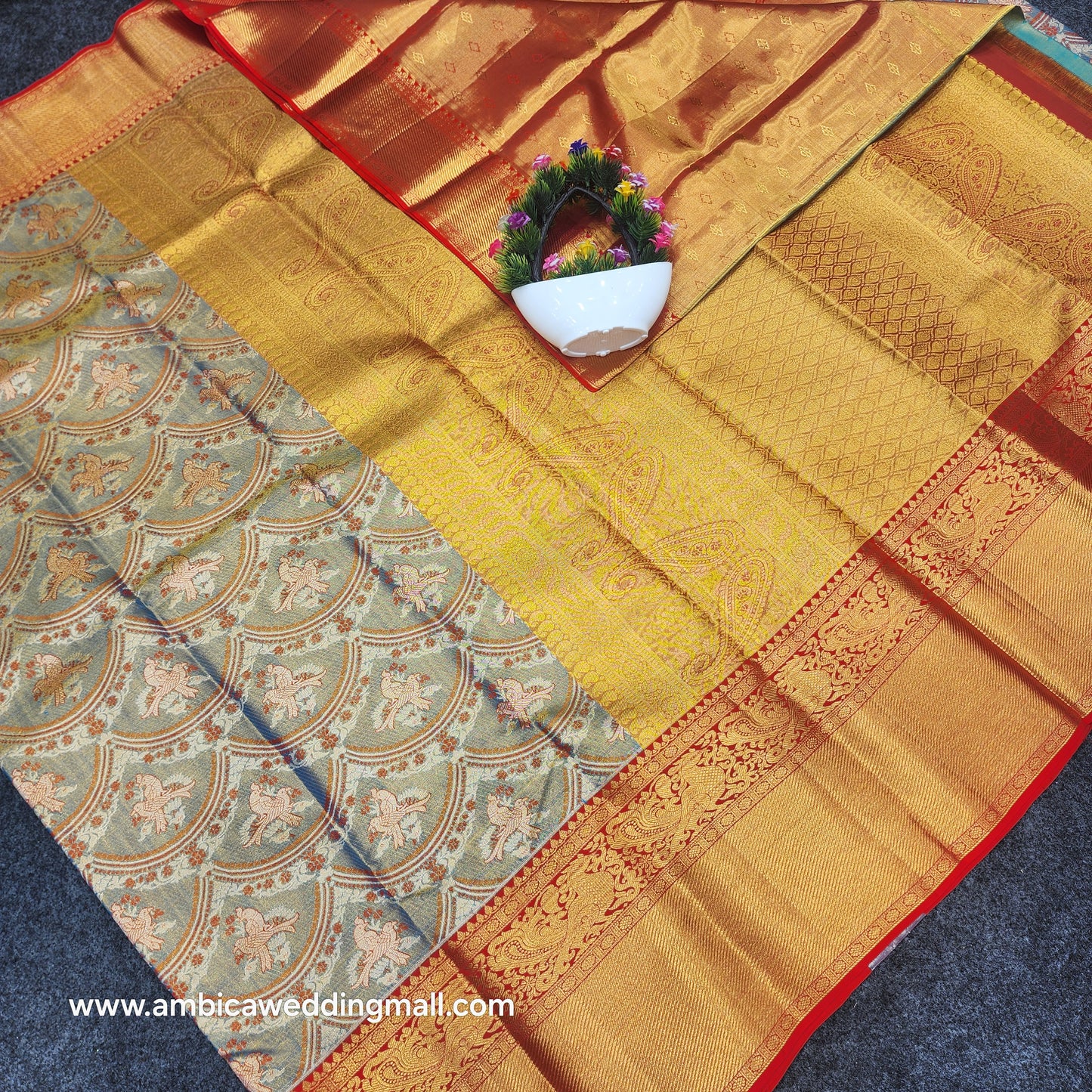 Pure Bridal Kanchi Pattu Gold Handloom Sarees