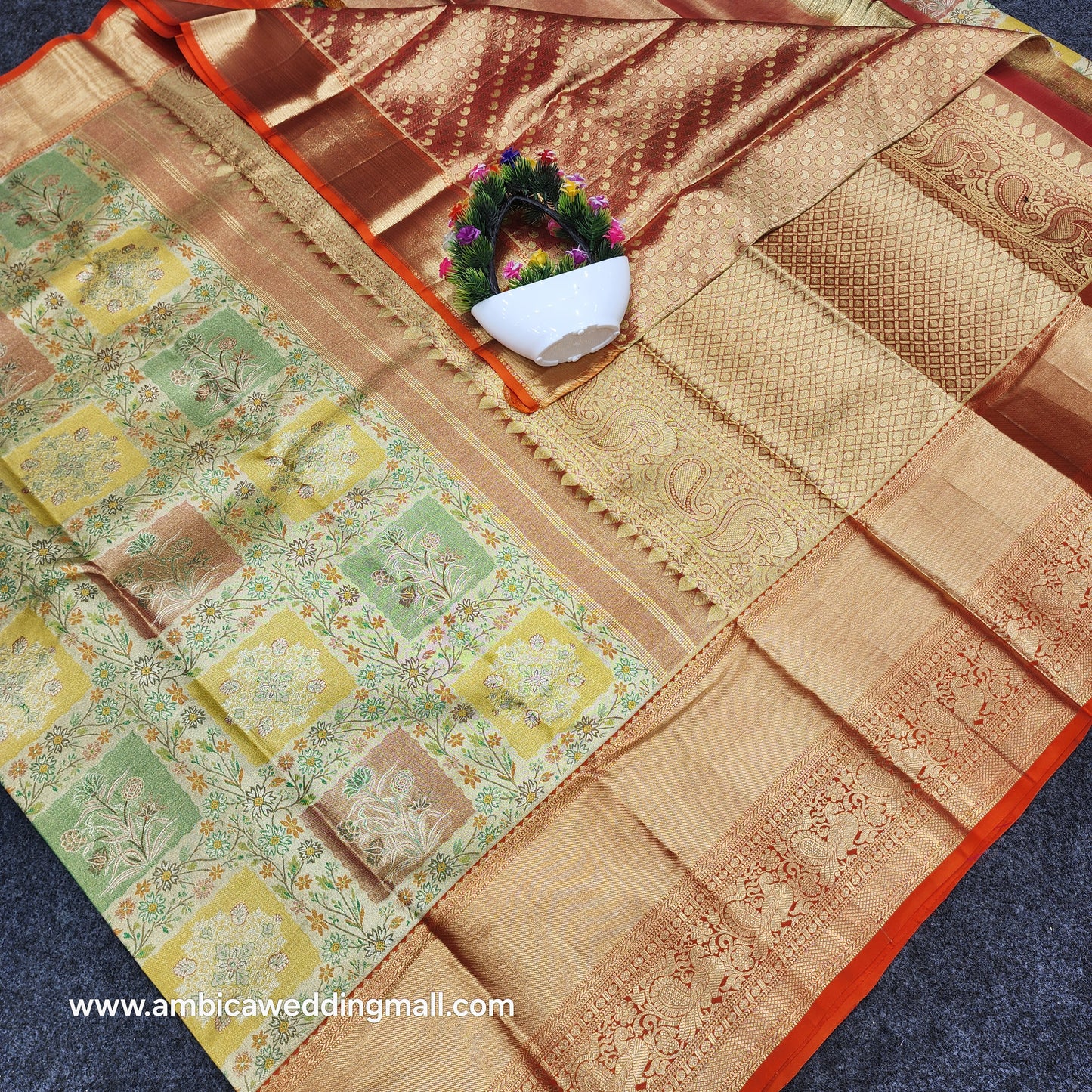 Pure Kanchi Pattu Gold bridal Handloom Saree