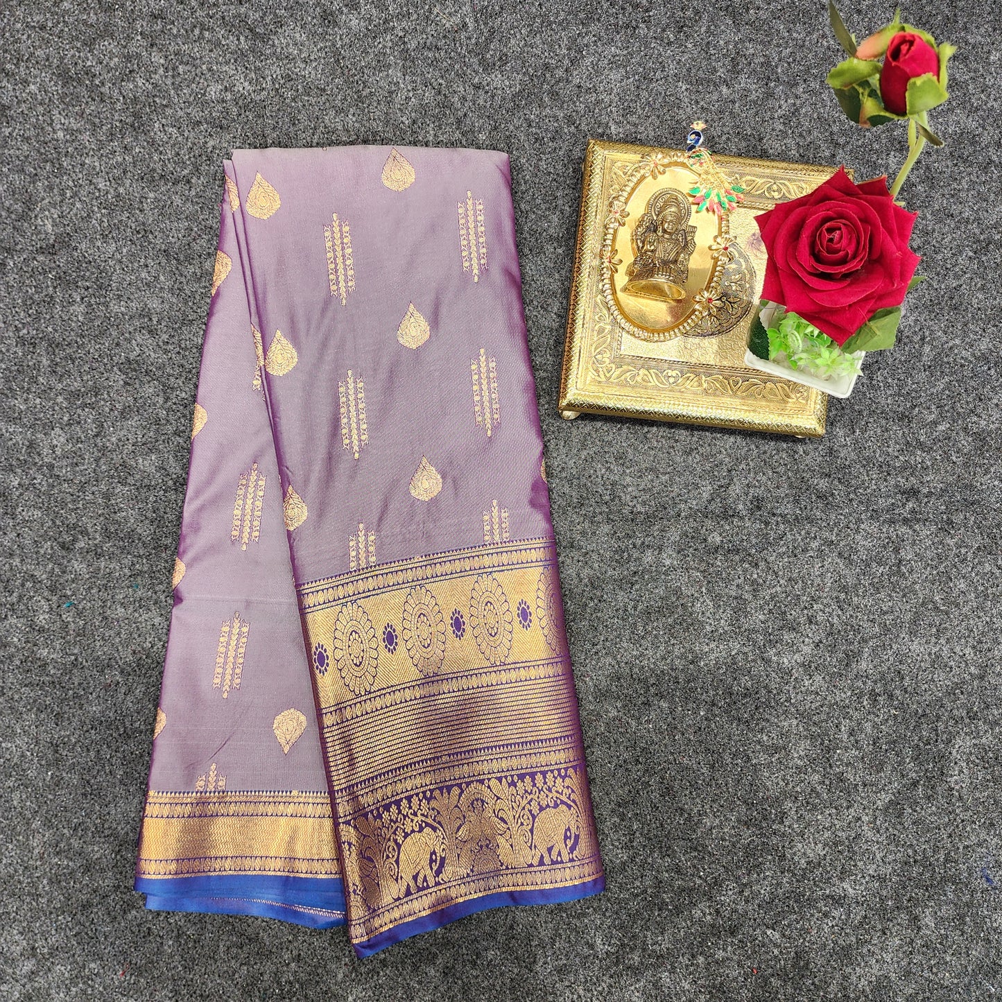 Venkatagiri Pattu mix Butta saree