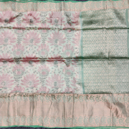 Ikkat Kanchi pattu Butta Handloom Sarees