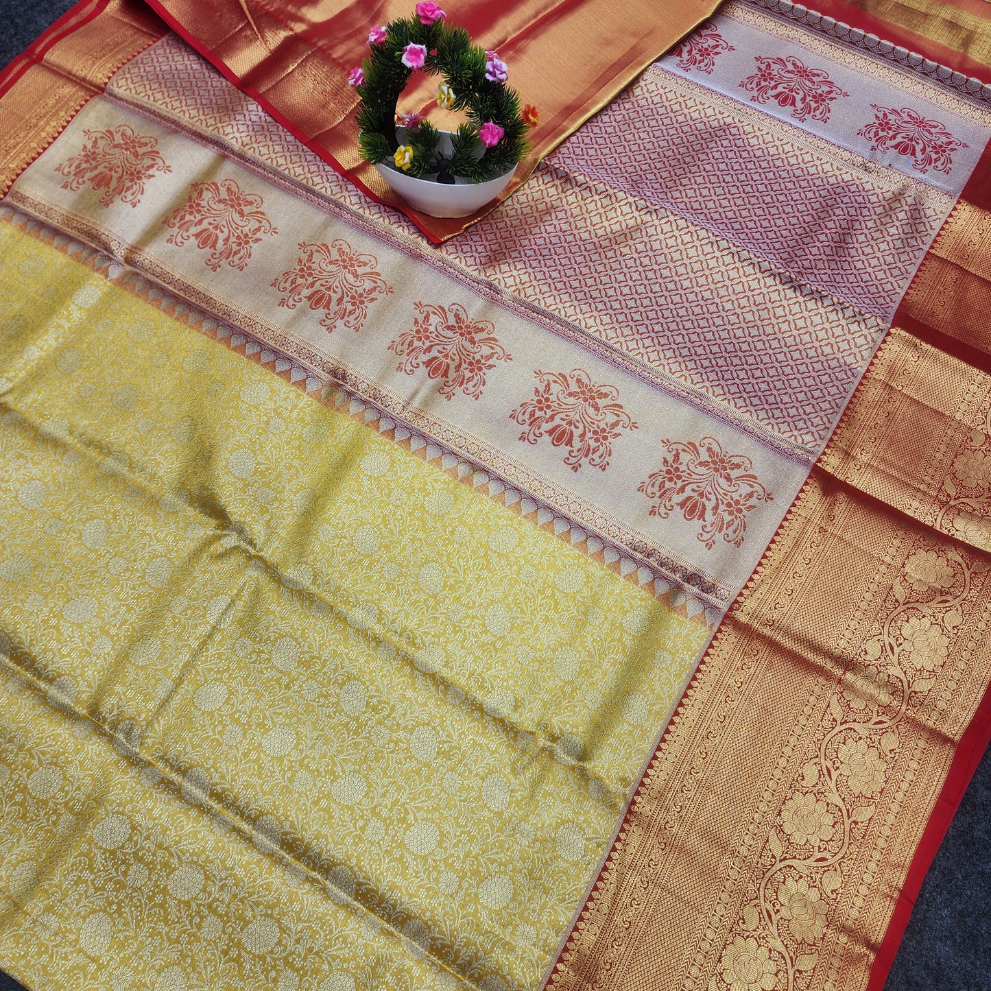 Kanchi Pattu Bridal Pure Zari Saree