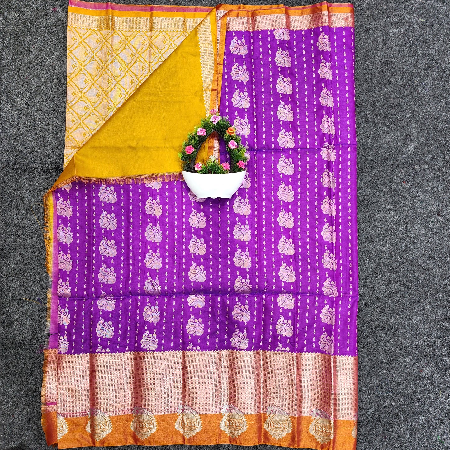 Semi Pattu Rose Gold Jari Kuppadam Saree