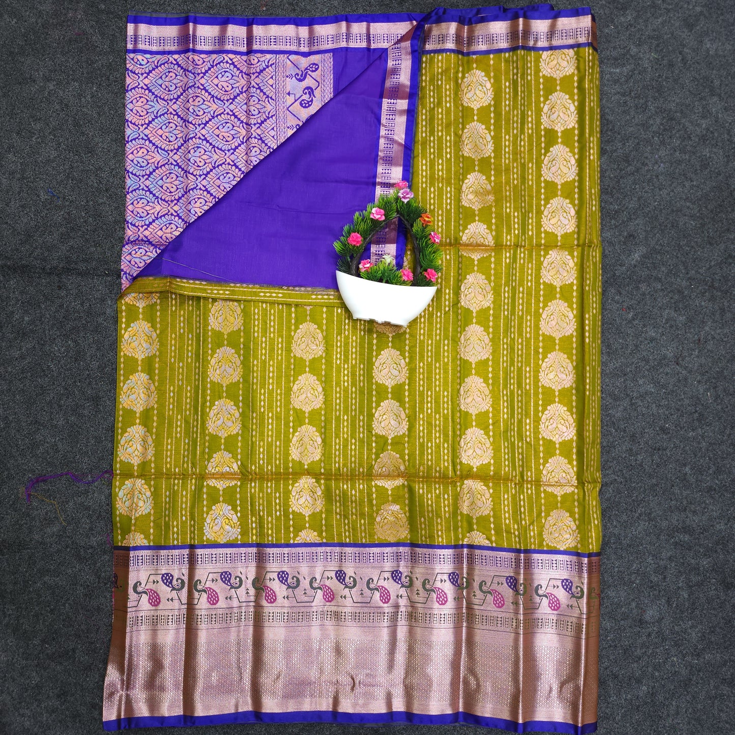 Semi Pattu Rose Gold Jari Kuppadam Saree