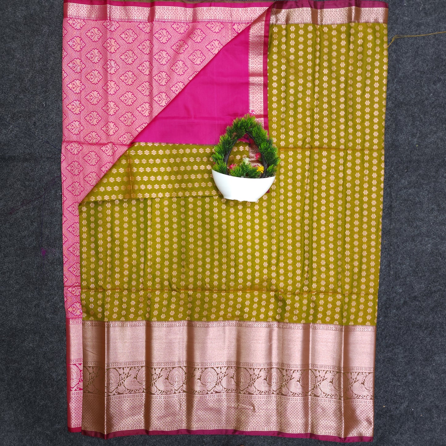 Semi Pattu Rose Gold Jari Kuppadam Saree