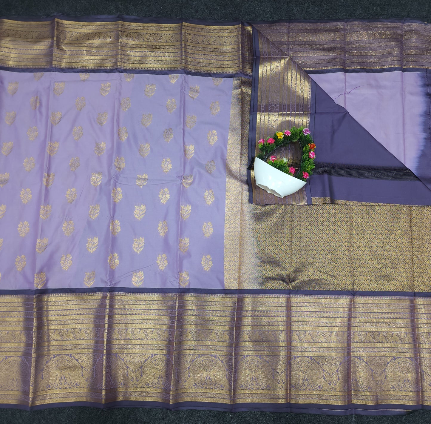 Venkatagiri Pattu mix Butta saree