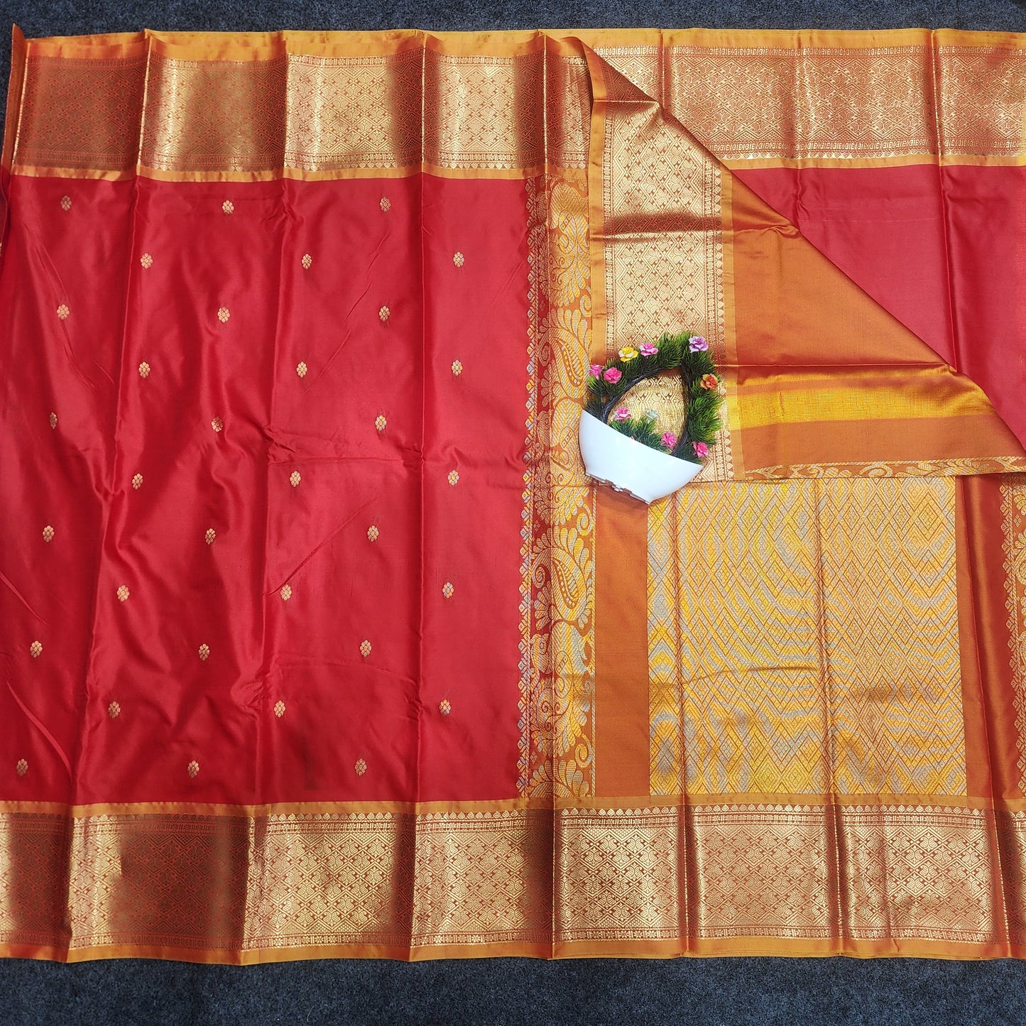 Venkatagiri Pattu mix Butta saree