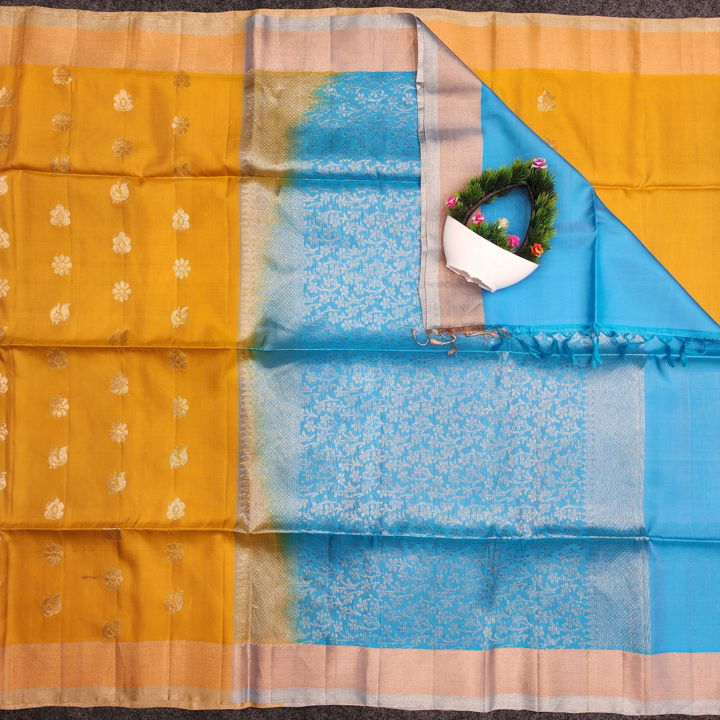 Kanchi Pattu Handloom Butta Saree