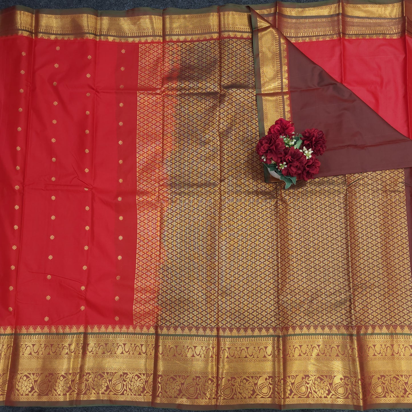 Venkatagiri Pattu mix Butta saree