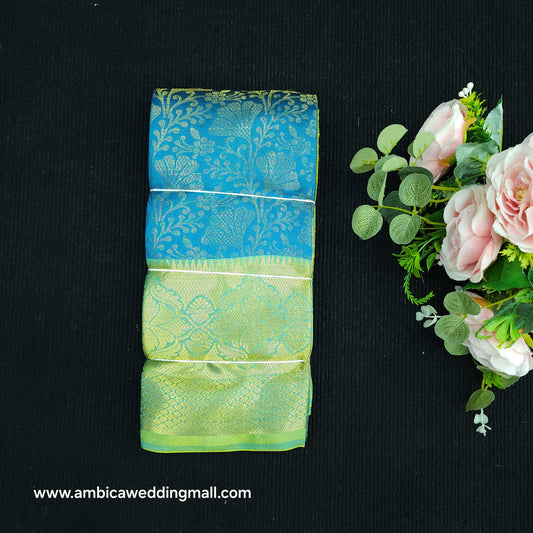 Banaras brocade Saree B550