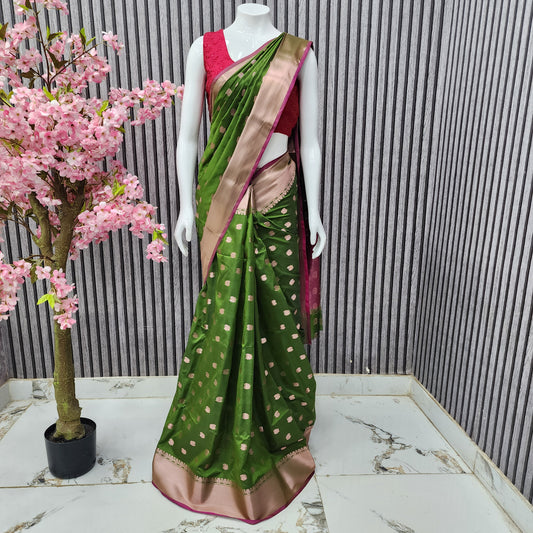Banaras Butta Saree - B750