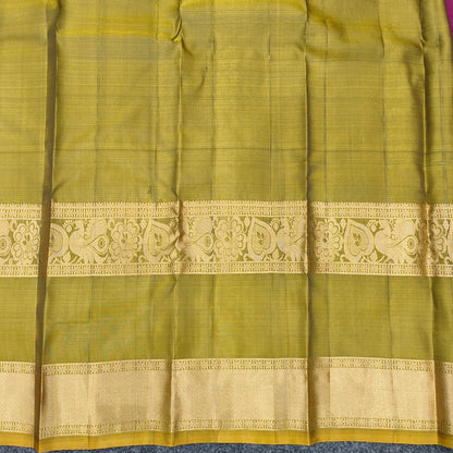 ✨Kanchi Pattu Handloom Gap Border Saree