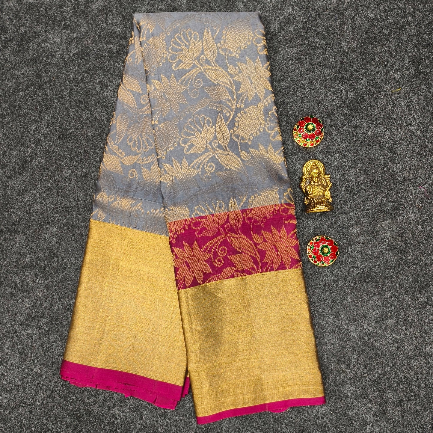 ✨Kanchi Pattu Handloom Brocade Saree