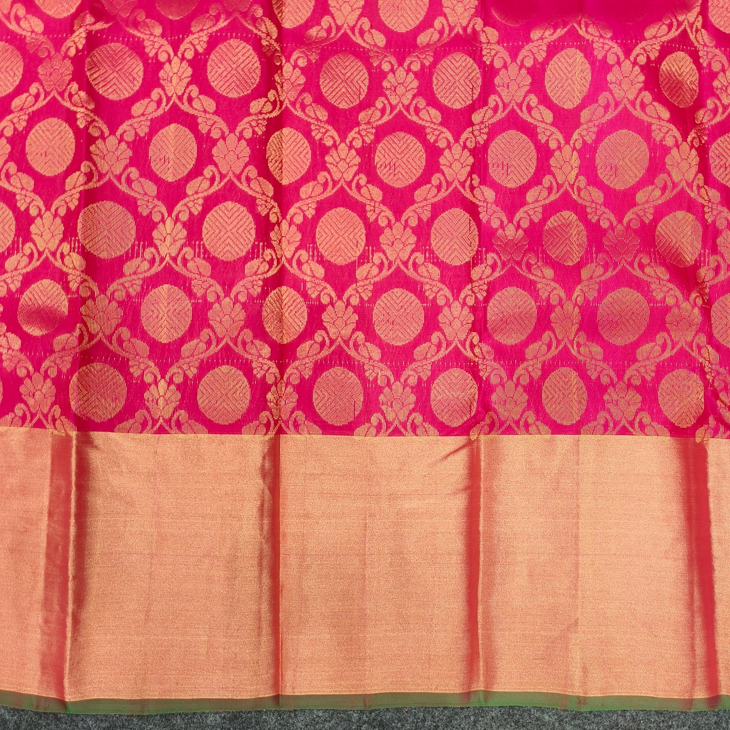 ✨Kanchi Pattu Handloom Brocade Saree