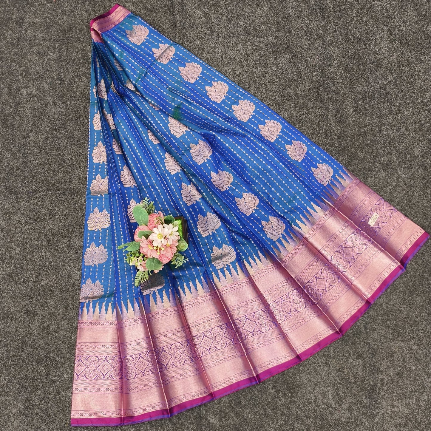 Semi Pattu Rose Gold Jari Kuppadam Saree