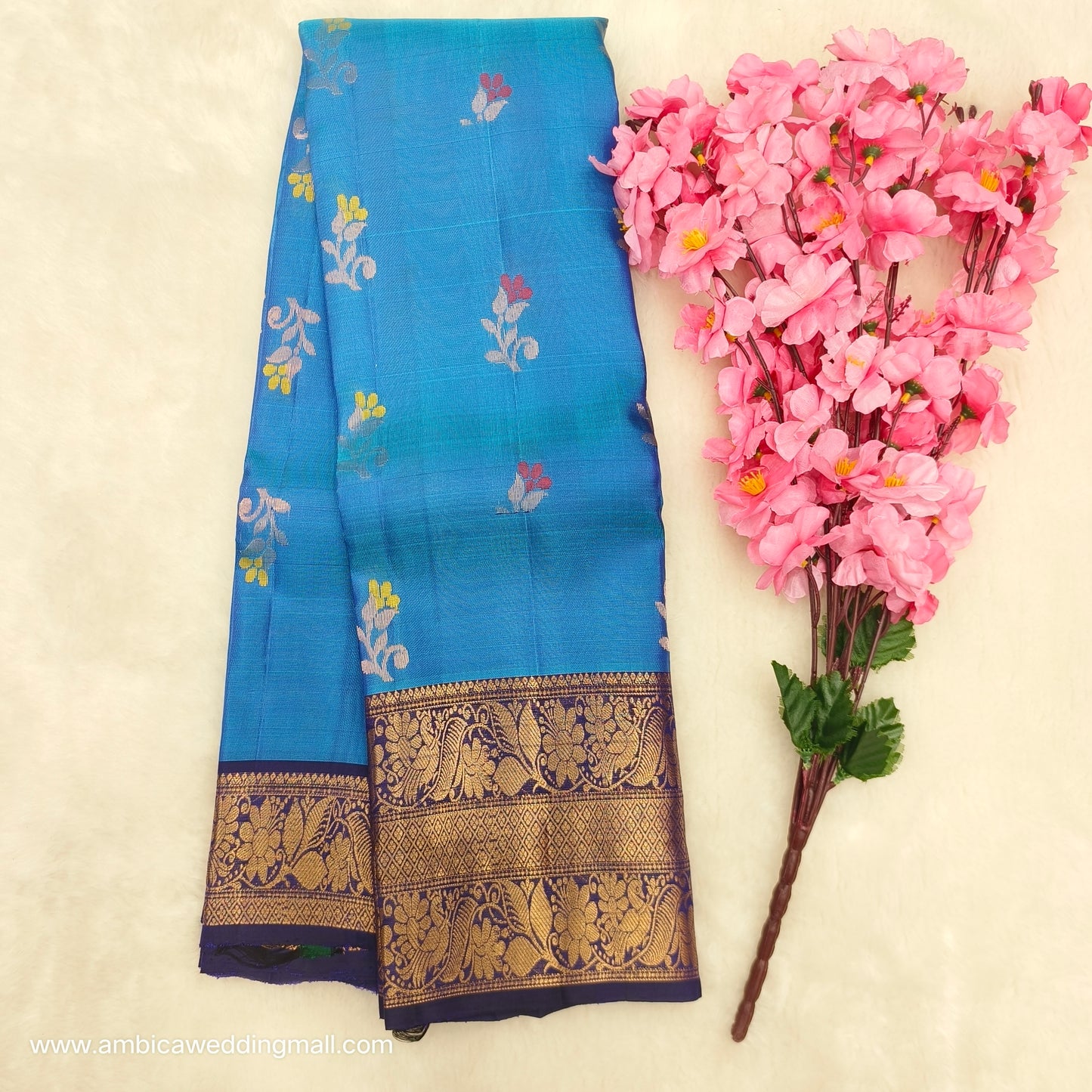 Kanchi Pattu Handloom Butta Saree