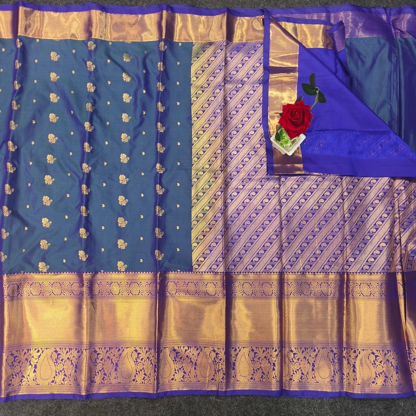 Venkatagiri Pattu mix Butta saree