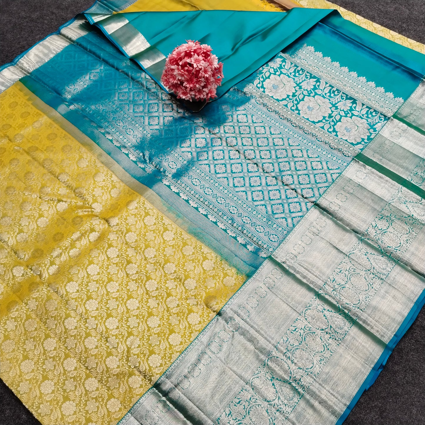 Kanchi Pattu Pure Resham Saree