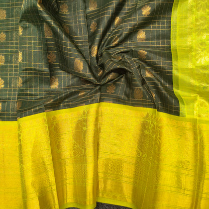 Kuppadam Pattu Handloom