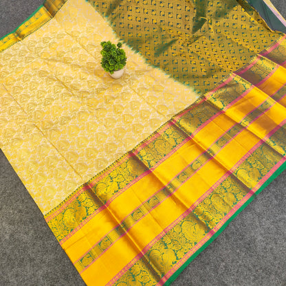 Kanchi Pattu Brocade Halfmix Saree