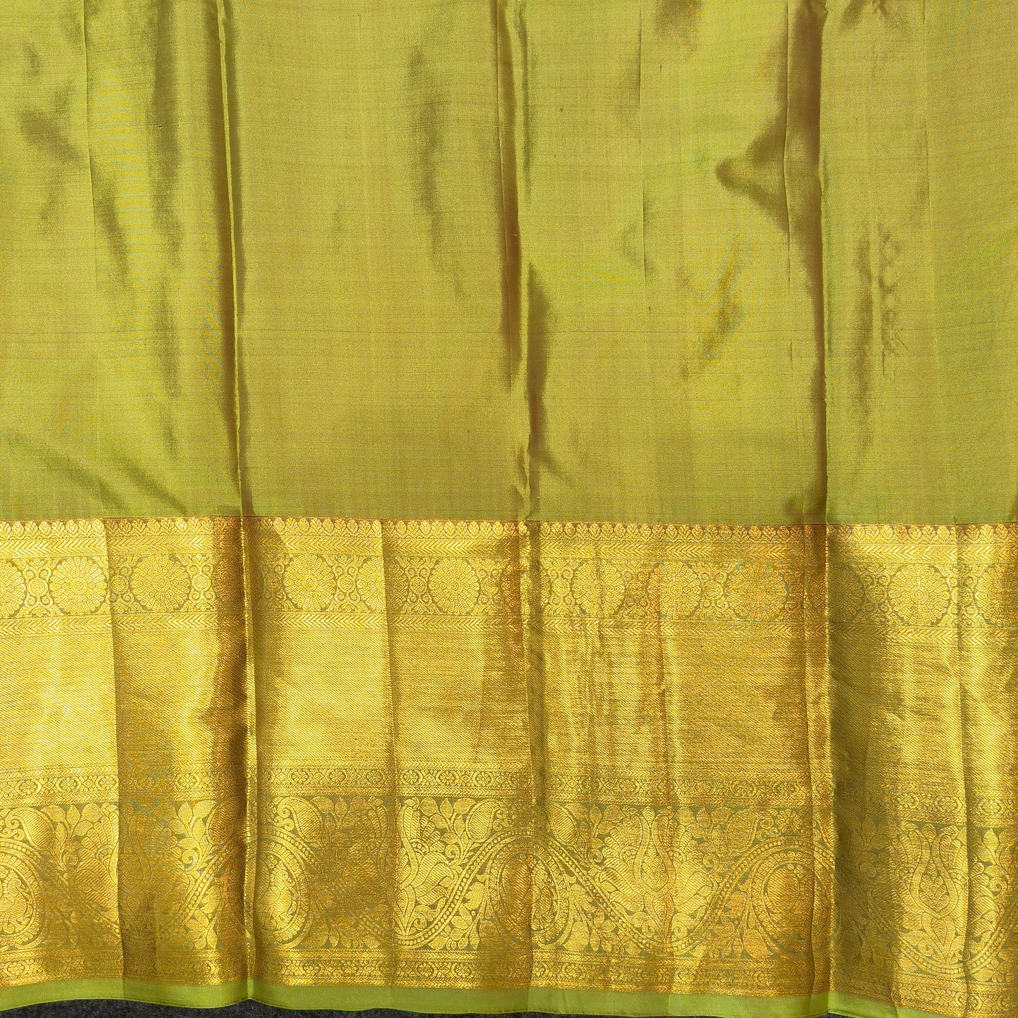 ✨Resham Kanchi Pattu Bridal💫 Sarees