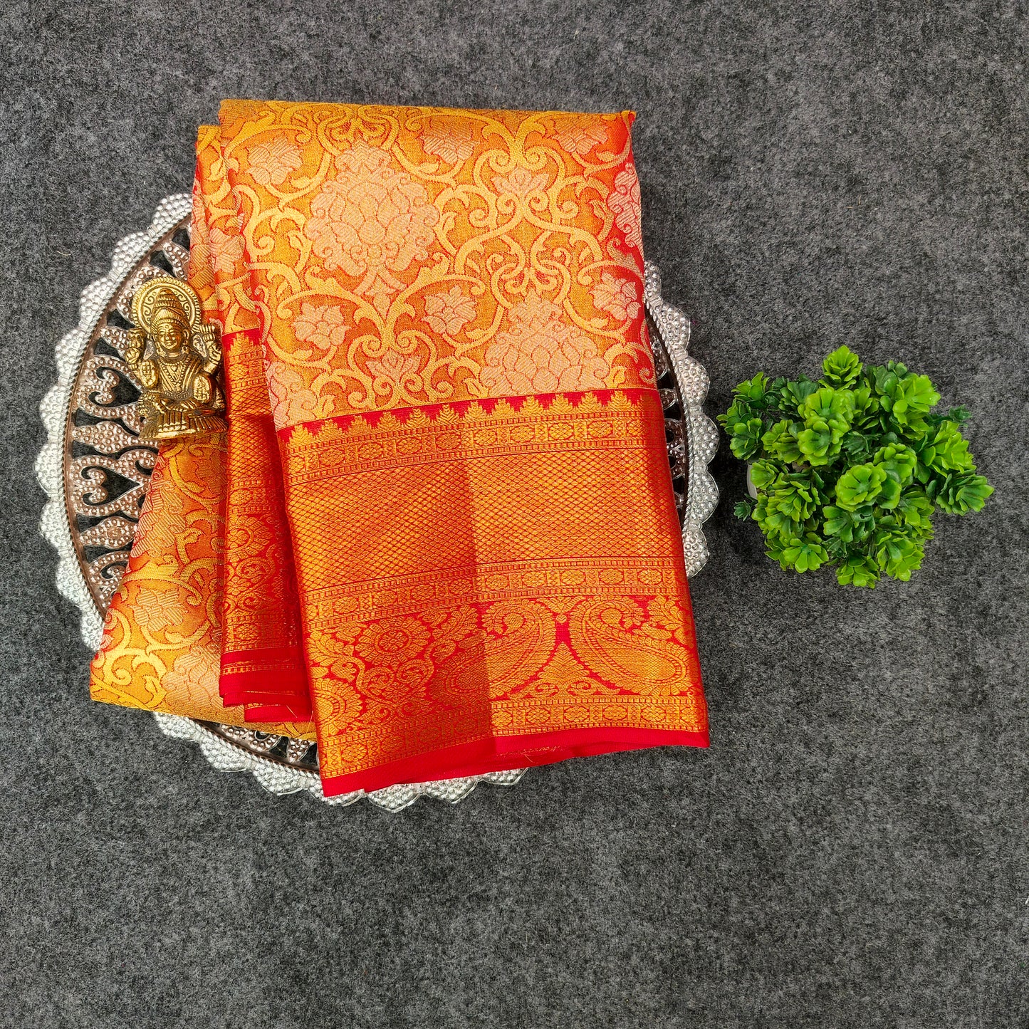 Kanchi Pattu Bridal Pure Zari Saree