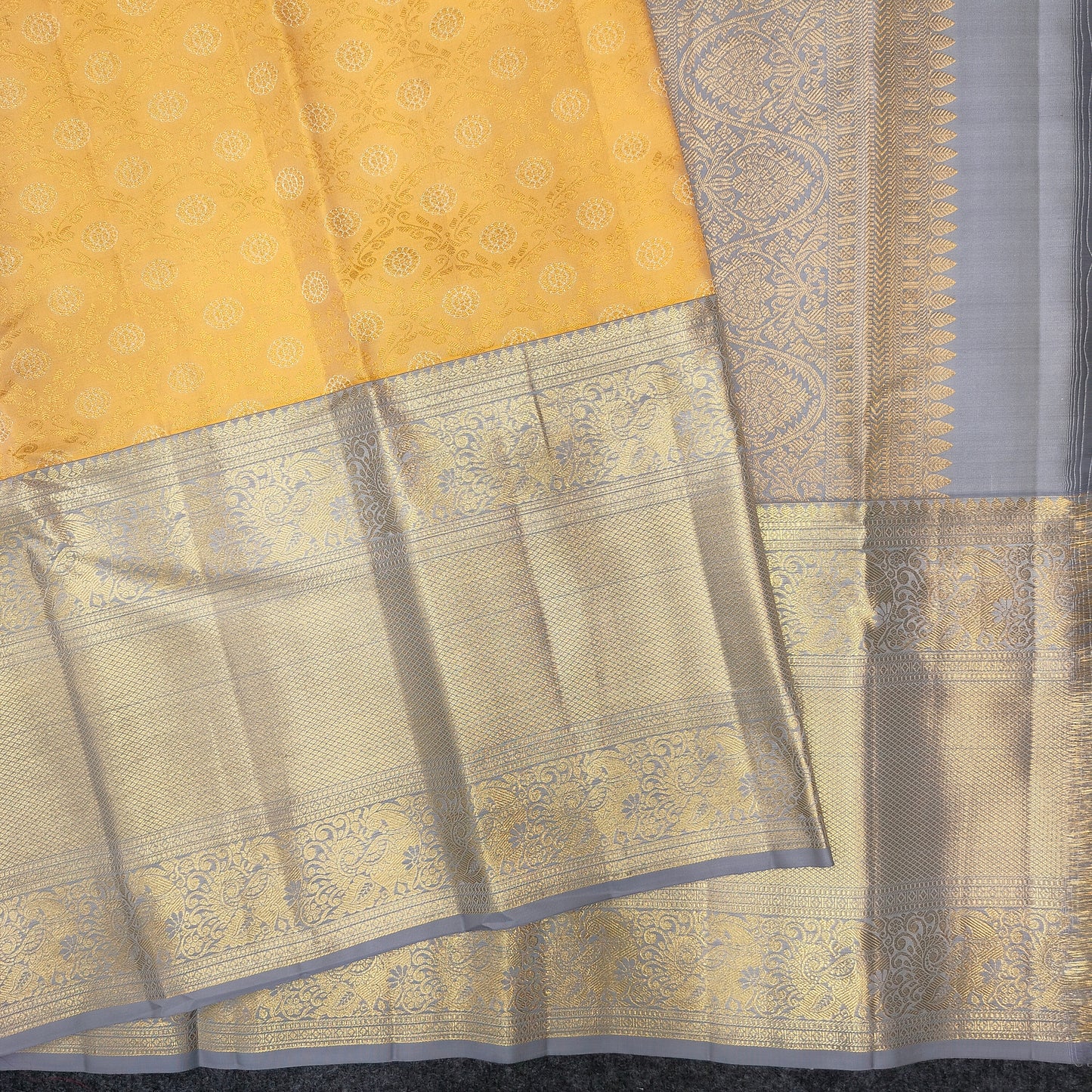 Kanchi Pattu Bridal Pure Zari Saree