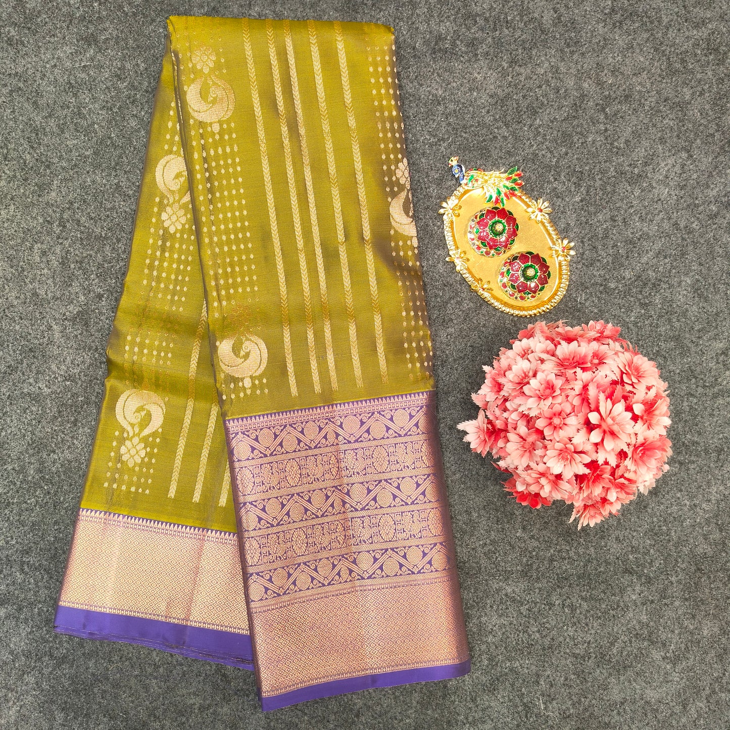 Kanchi Pattu Handloom Butta Sarees