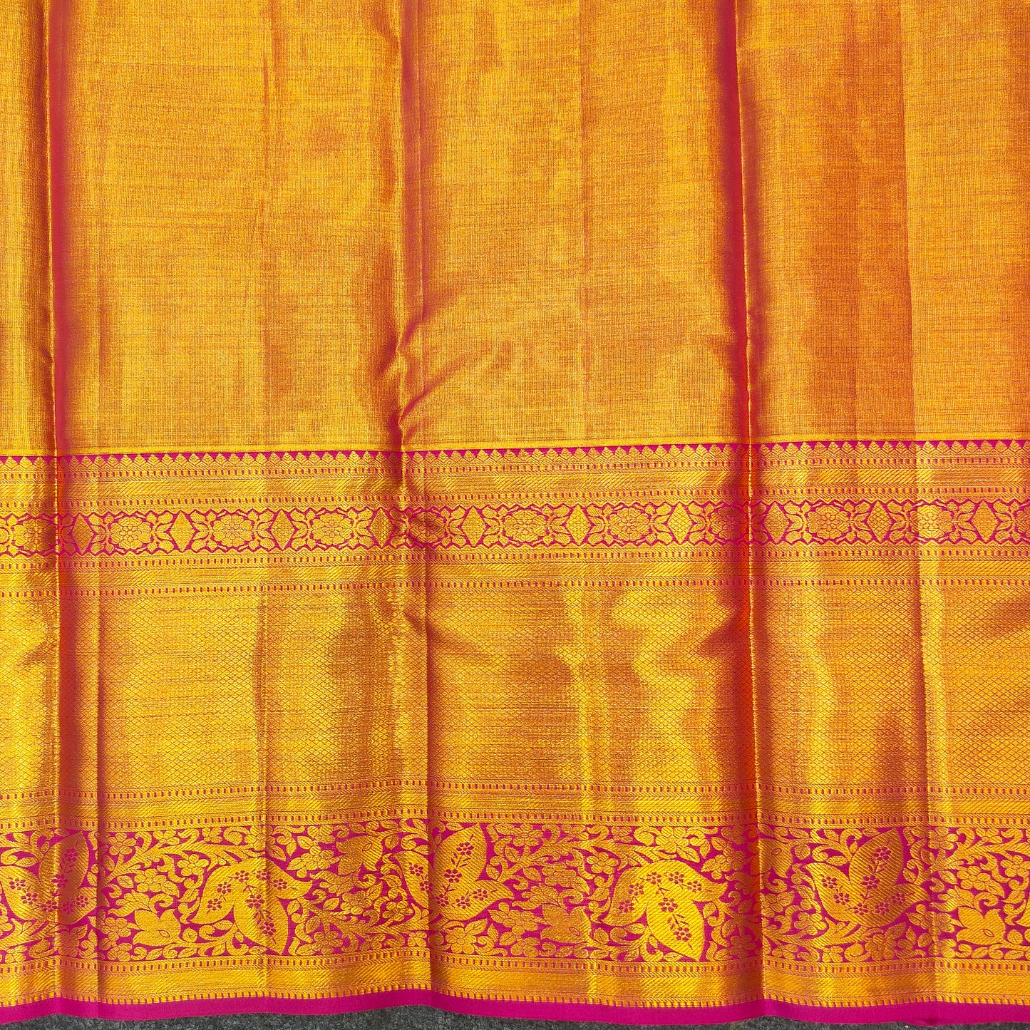 Kanchi Pattu Bridal Pure Zari Saree