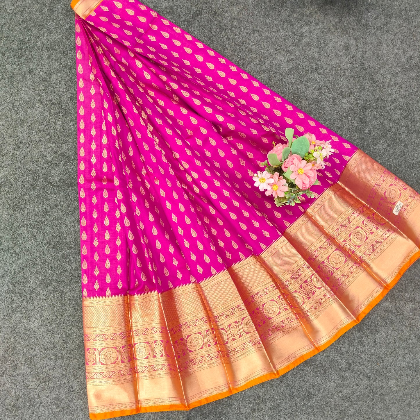 Semi Pattu Rose Gold Jari Kuppadam Saree