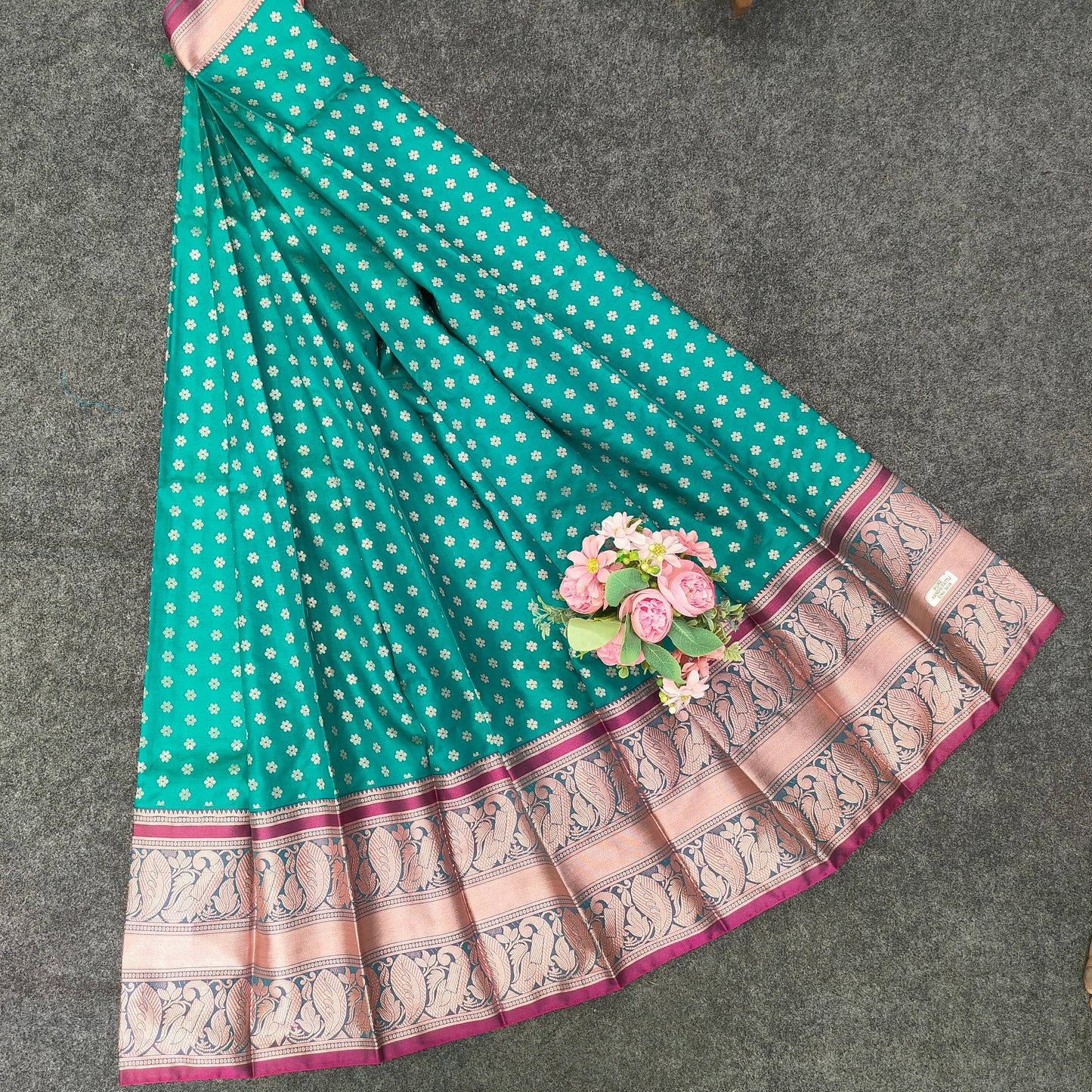 Semi Pattu Rose Gold Jari Kuppadam Saree