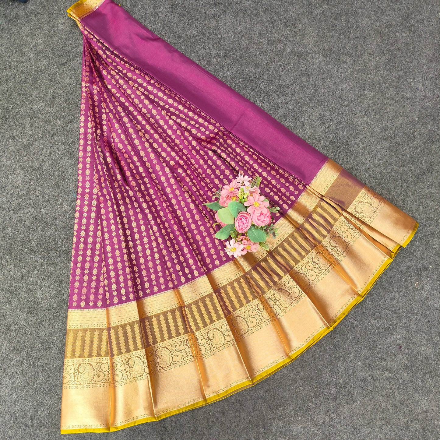 Semi Pattu Rose Gold Jari Kuppadam Saree