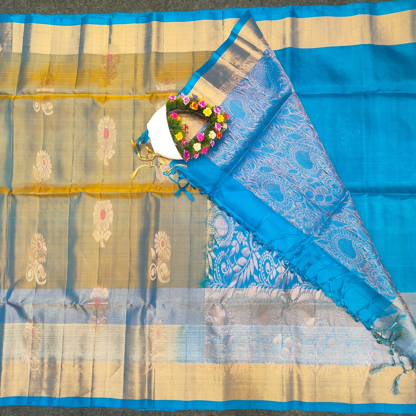 Kanchi Pattu Handloom Butta Saree