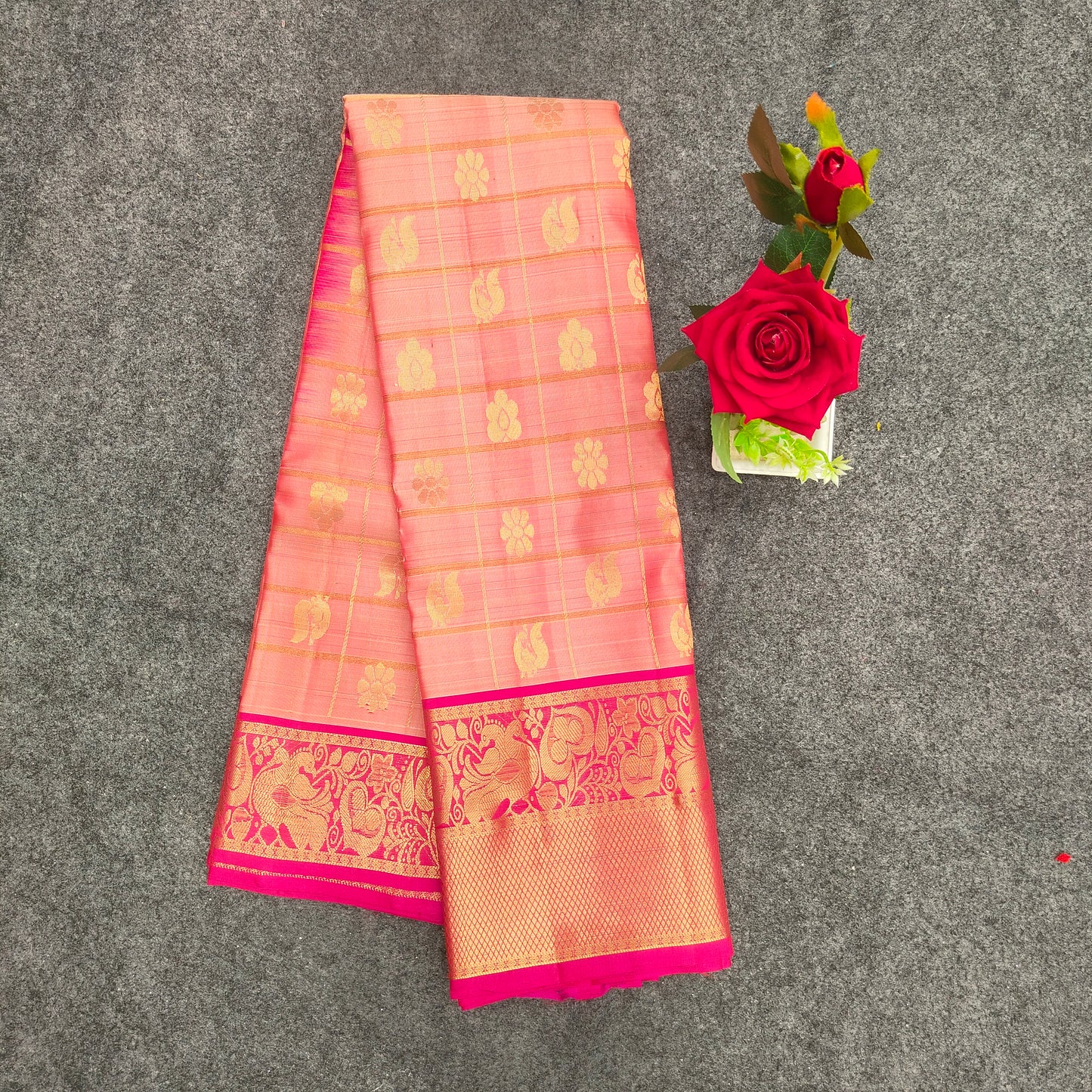 Kanchi Pattu Handloom Butta Saree