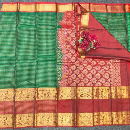 Kanchi Pattu Checks Handloom  Saree