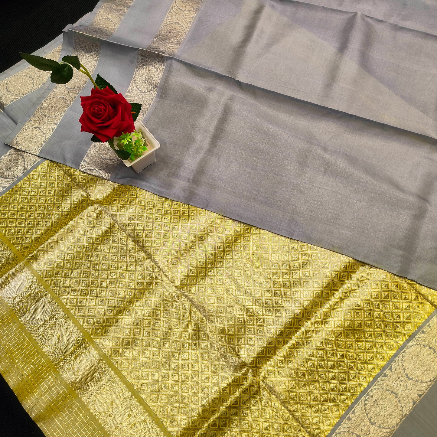 Pure Venkatagiri Handloom Buta saree