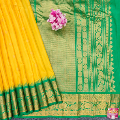 Gadwal Pattu Pure Resham Handloom Saree