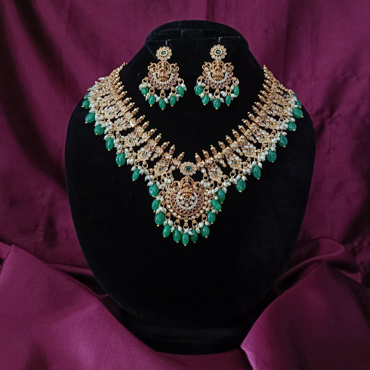 Beautiful Nakshi Short Necklace With Monalisa Beads