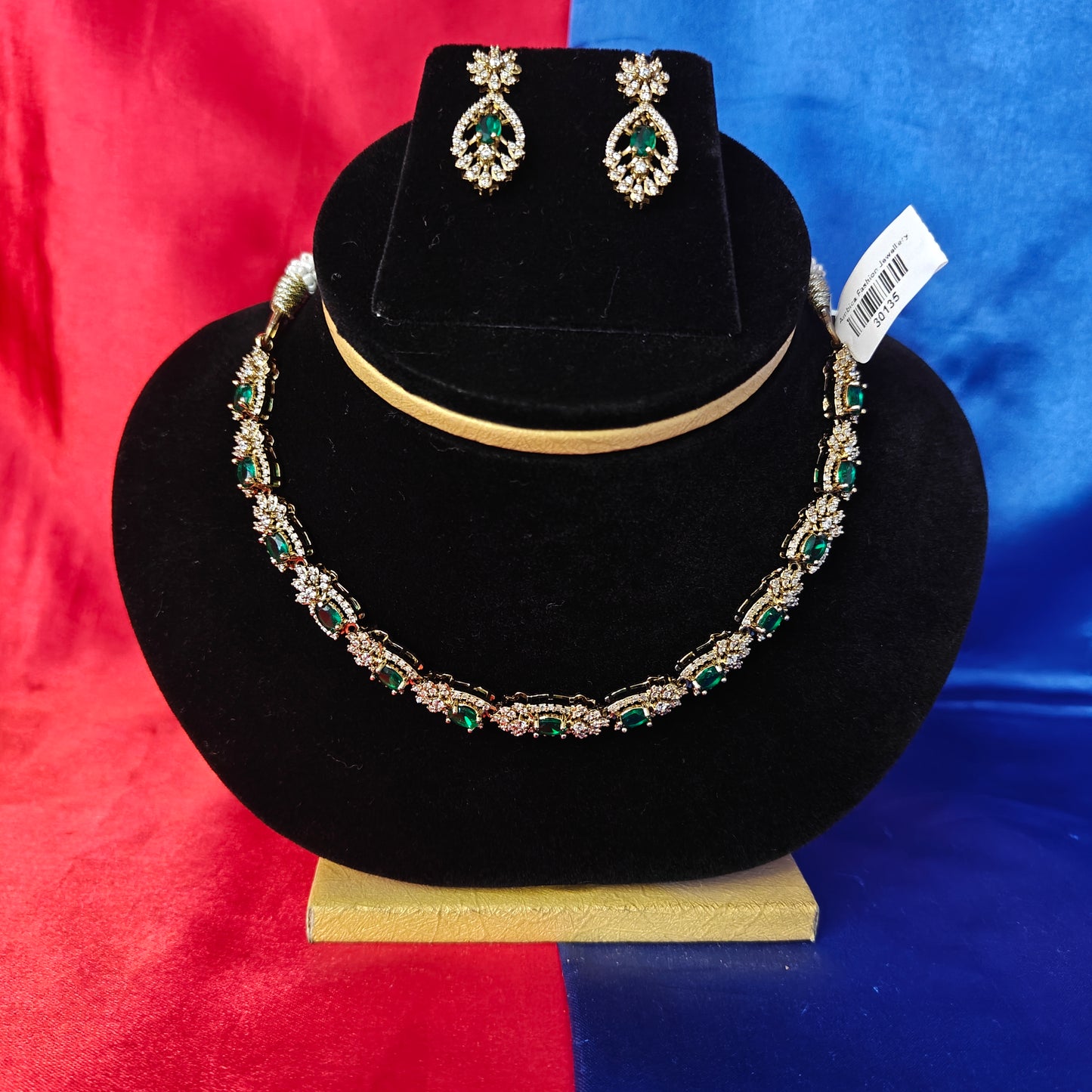 Beautiful Mini Haaram In Green Stone