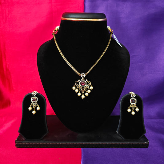 Beautiful Simple Non Necklace In Maroon Stone